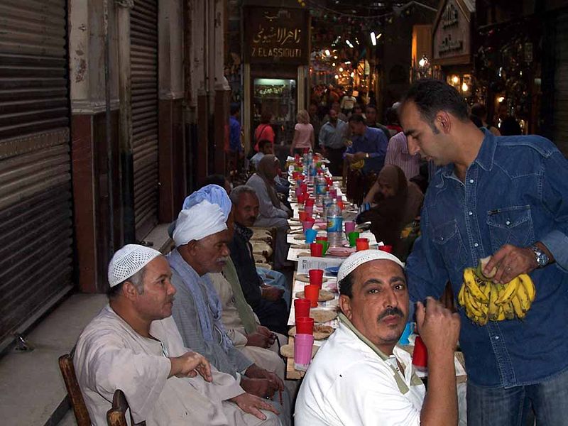 Imagen:Ramadan-cairo.jpg